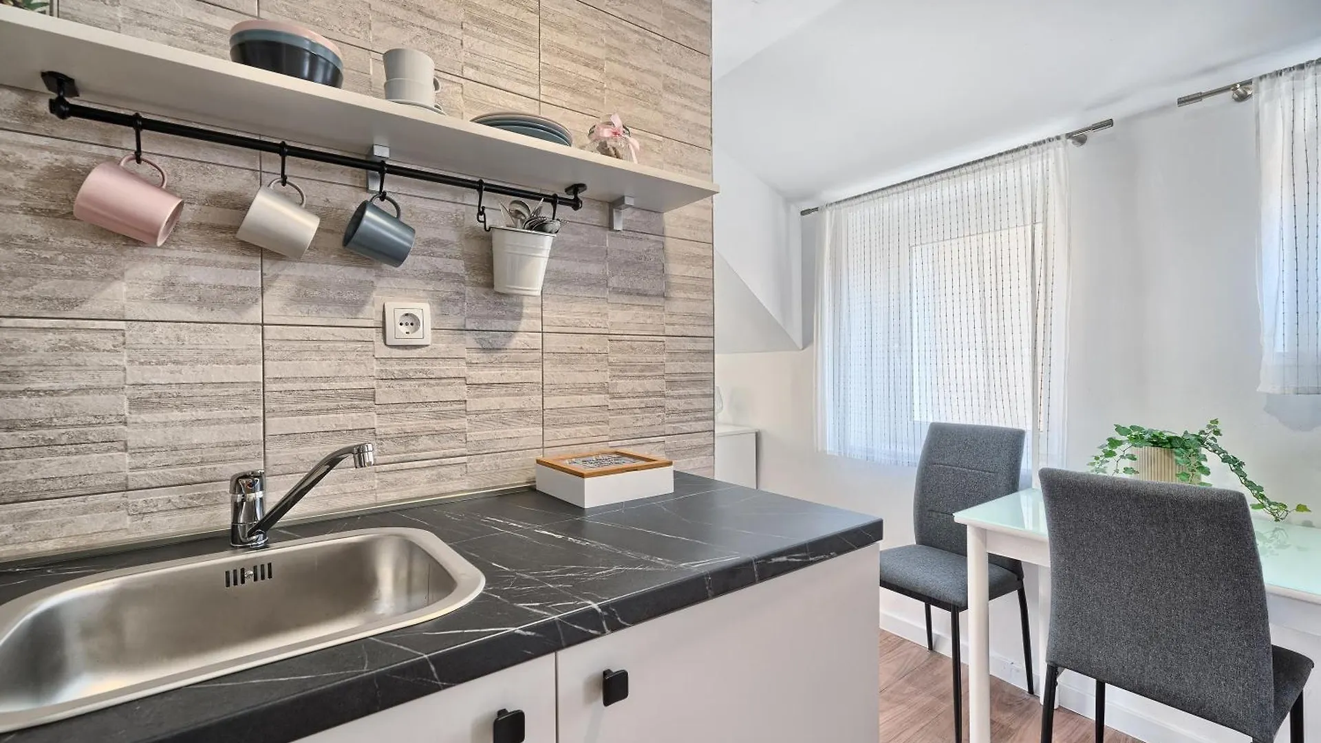 Konukevi Magnolia Luxury Rooms Split